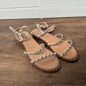 Steve Madden Tan Flat Sandals with Ankle Straps and Studded Design
